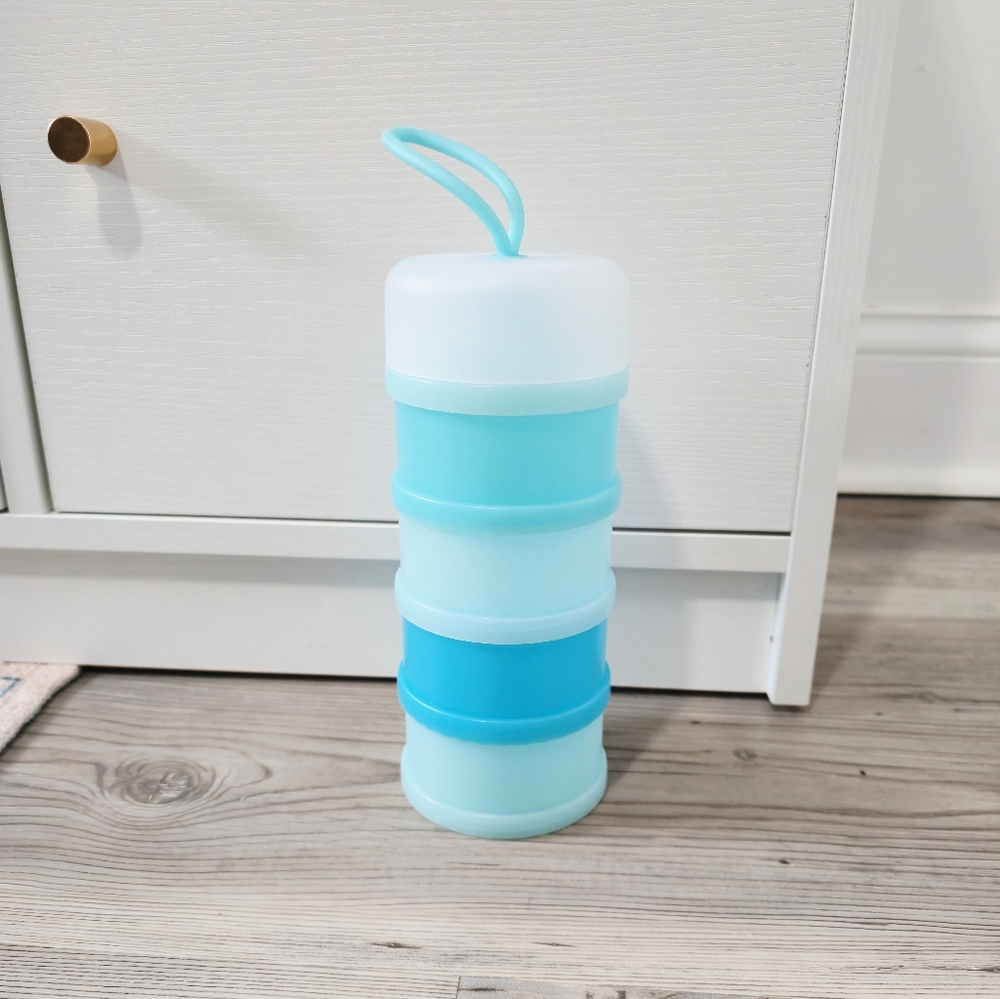 Amazon Aqua Blue Stackable Formula Dispenser & Snack Container